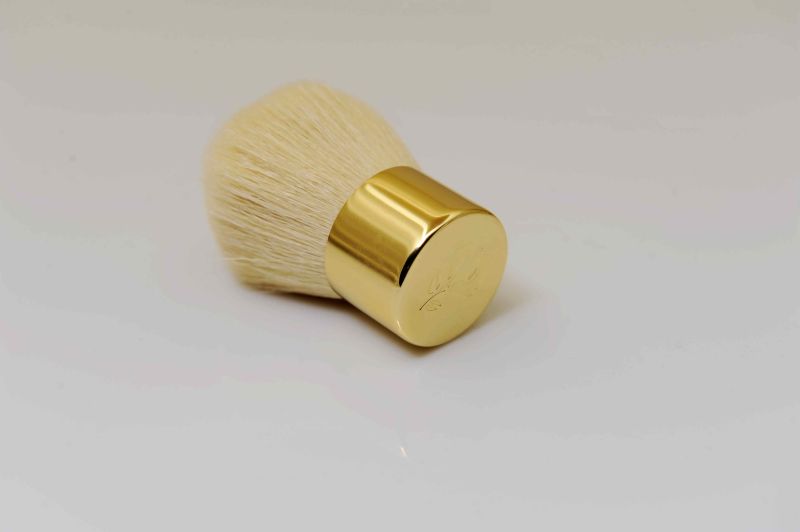 Kabuki Brush Face Brush in Golden Ferrule