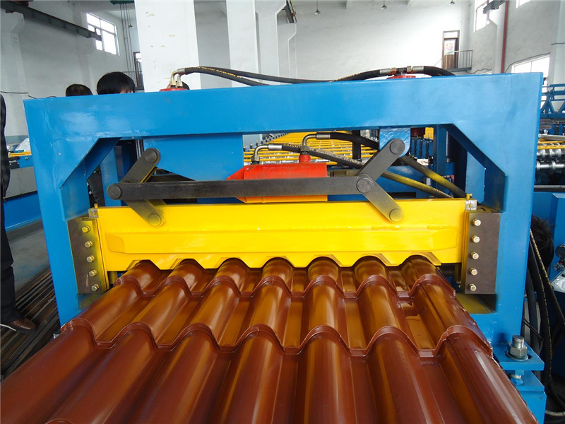 Glazed Steel Tile Wall Panel Roll Forming Machine with Servomotor