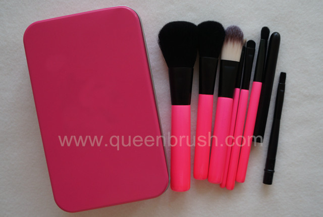 Custom Logo Nylon Hair 7PCS Pink Cosmetic Makeup Brush Set