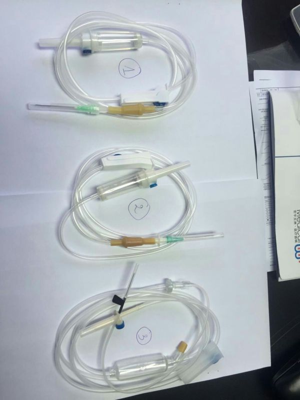 Disposable Medical Equipment with Hypodermic Needle & Latex Tube