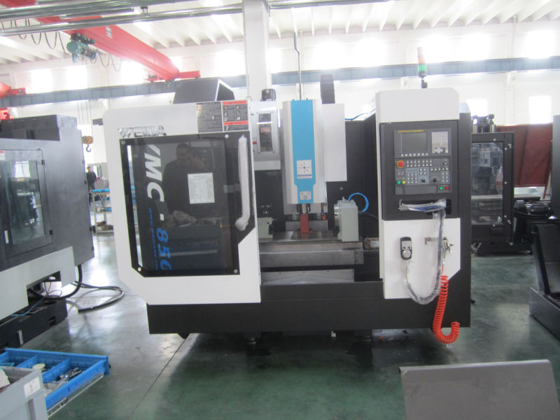 CNC Universal Vertical Machine Center Vmc Machine with Tool Magazine (VMC850)