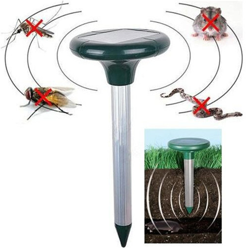 Solar Ultrasonic Pest Repeller Outdoor Snake / Mice Repeller