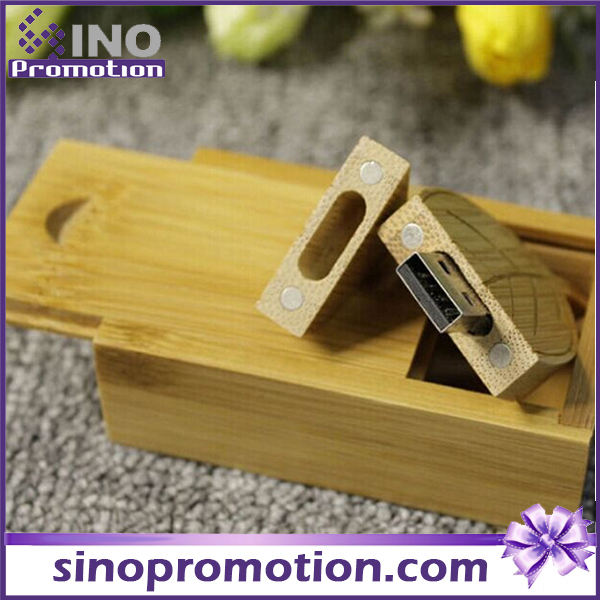 Wholesale Leaf Shape 32GB Wooden USB Flash Drive