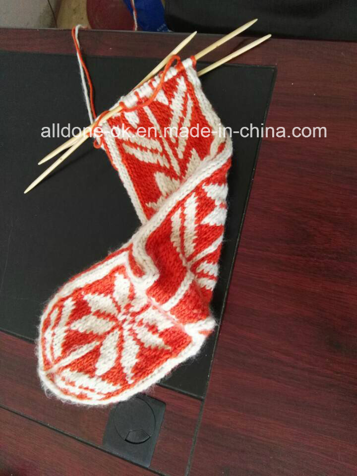 Fashionable New Design Comfy Soft Hand Knit Knee High Slipper Socks