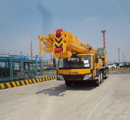 25tons XCMG Crane Made in China (QY25K)