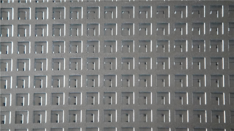 Perforated Metal Mesh Made in China Is on Hot Sale