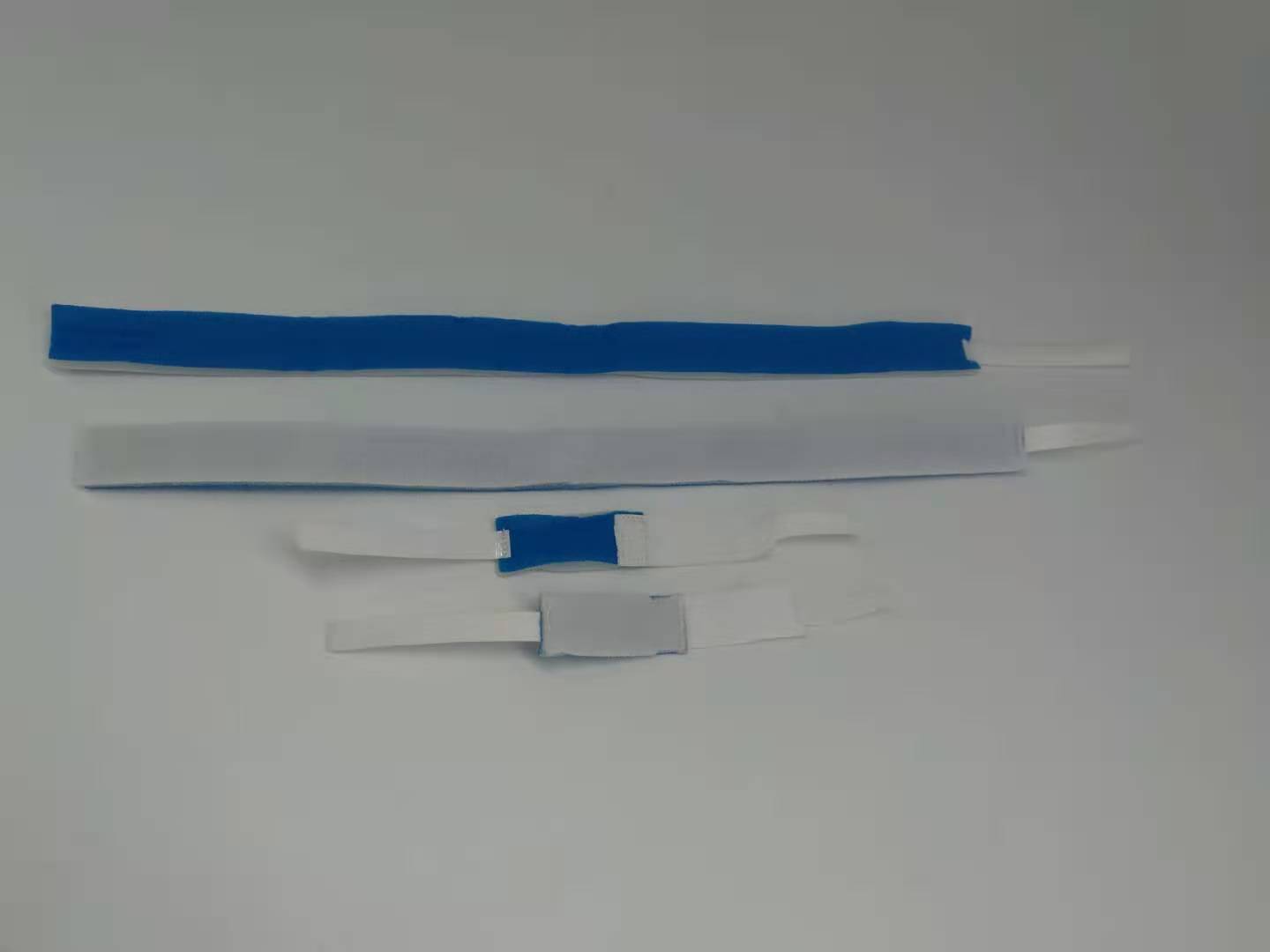 endotracheal/tracheostomy tube holder