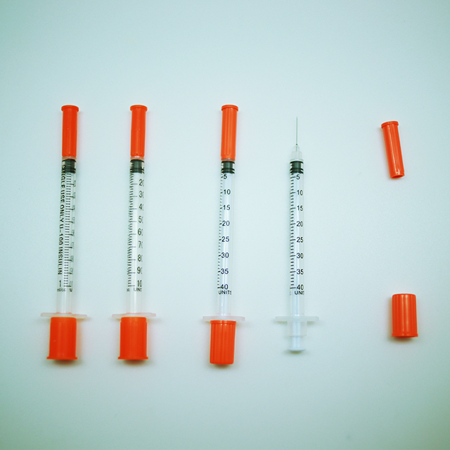 Insulin Syringe with Ultra Fine Needle 0.5ml/1ml