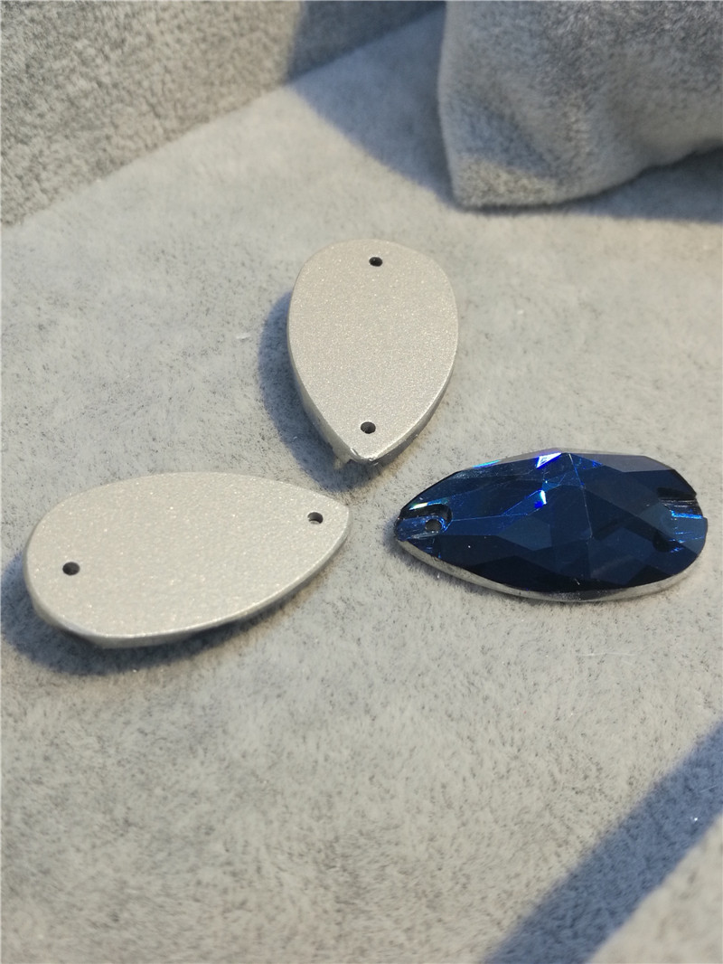 Crystal Tear Drop Sew-on Stone Garment Button Bead (DZ-3065)