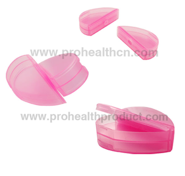 Heart-shaped 2 compartments pill box