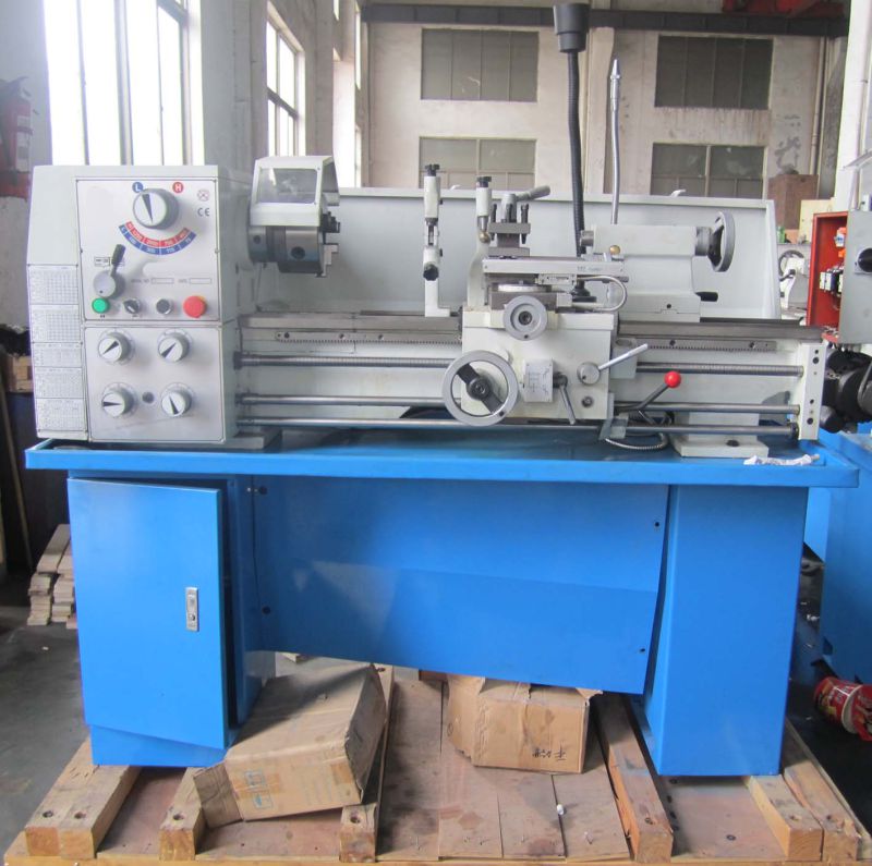 Centre Length X1000mm X880mm Beach Lathe (CQ6232E)