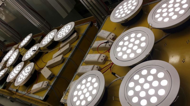 Ce Approved Aluminium 18W Jewelry Store LED Down Light