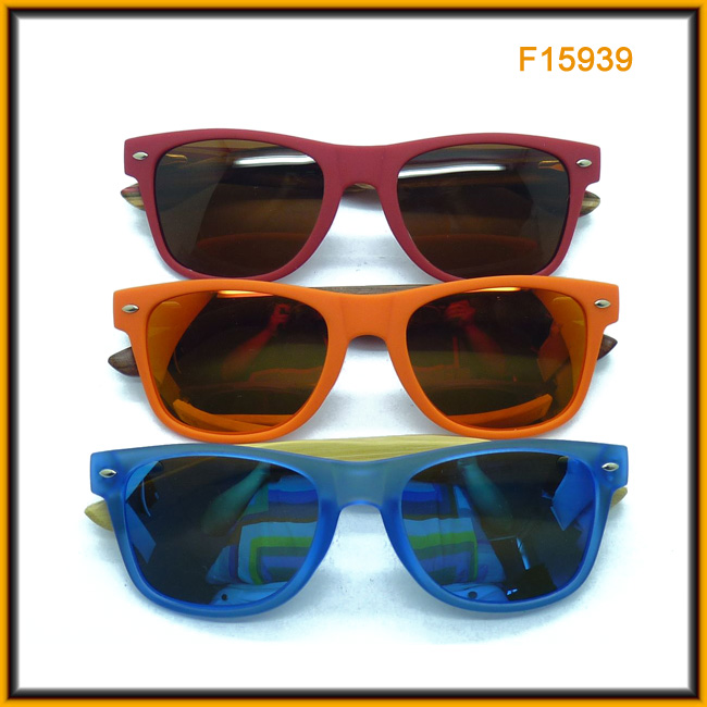 F15939 Mirrored Lens Custom Sunglasses with Bamboo Temples