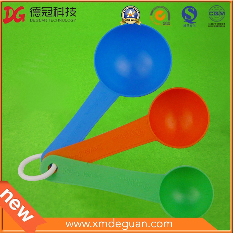 China Food Grade Injection Plastic Ice Cream Spoon