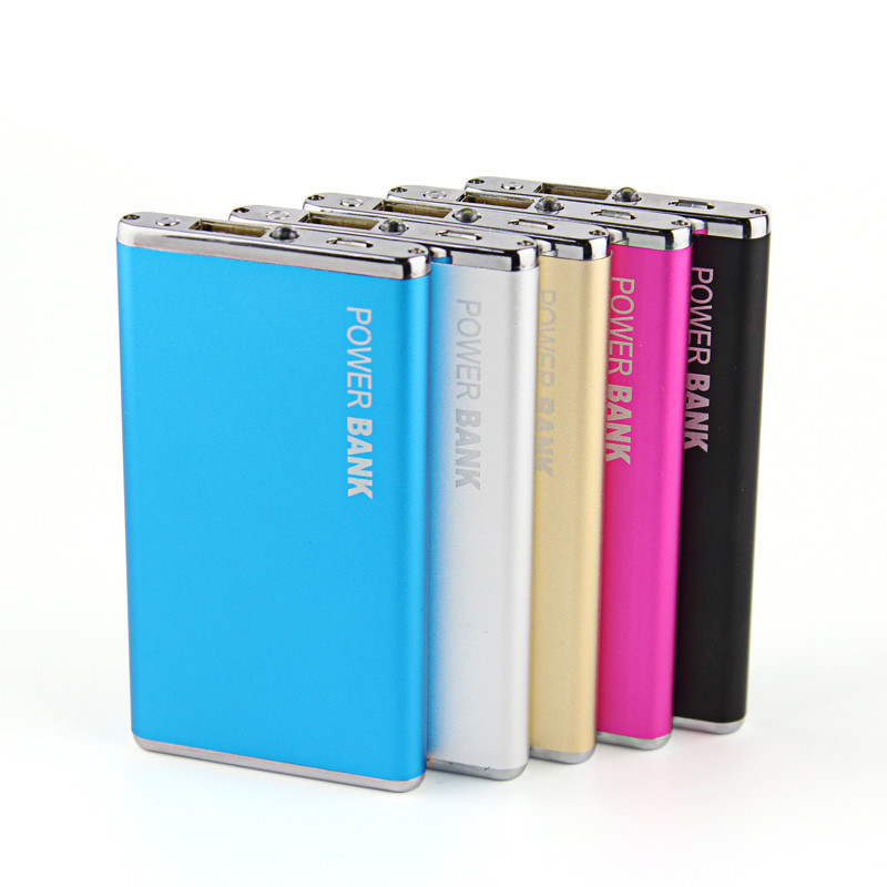 Custom Logo Luxury Metal Power Bank Li-Polymer Battery Charger 5600mAh