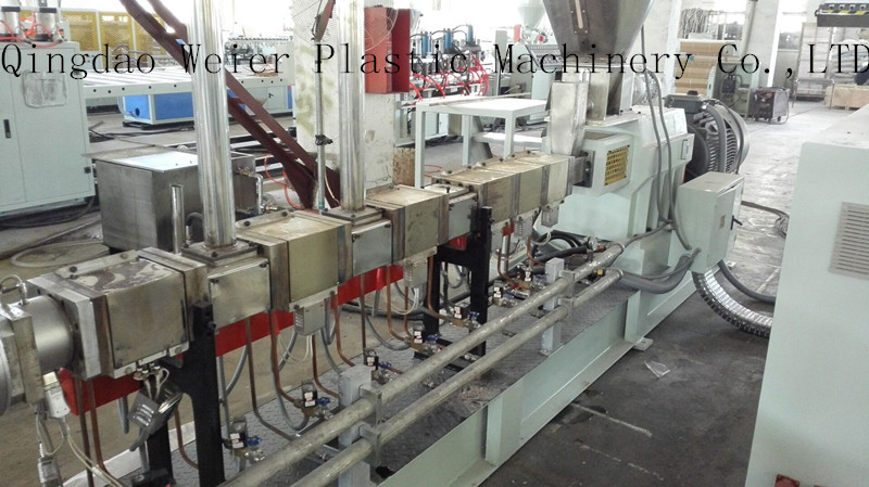 Professional Manufacturer PE Wood Granulating Machine