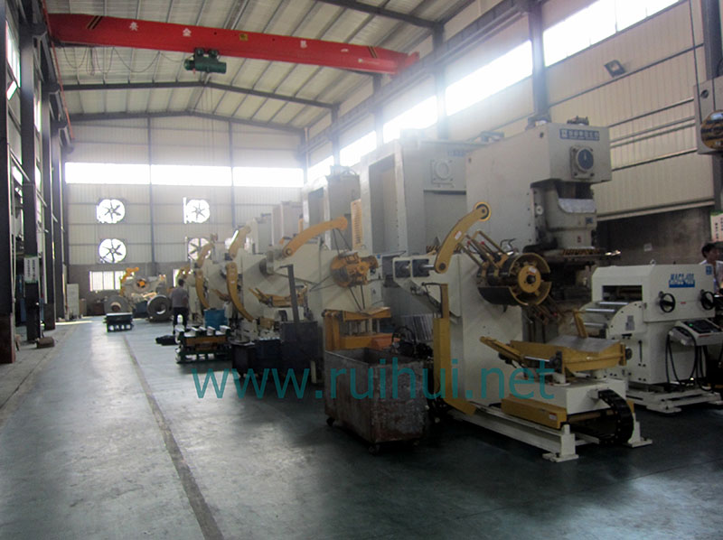 Coil Sheet Automatic Feeder with Straightener for Press Line Use