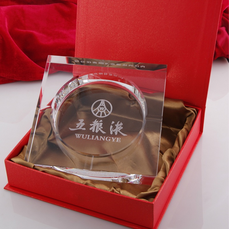 Wholesale Square Crystal Glass Ashtray as Business Gift