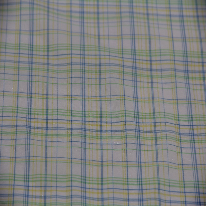 Moisture Wicking 100% Nylon Yarn Dyed Fabric for Men's Blouses