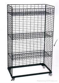 Triangle Wire Mesh Display Rack/Display Stand