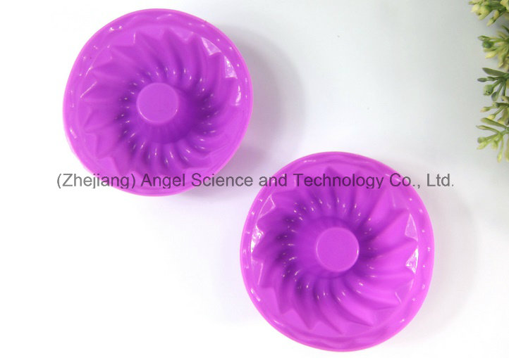 Hot Sale Silicone Muffin Mould Cupcake Mold Sc12