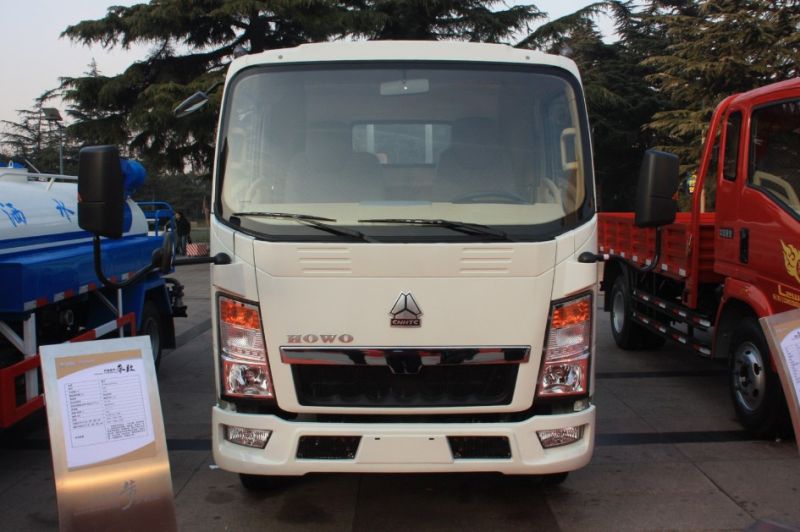 China New Sinotruk HOWO 5 Ton Light Truck