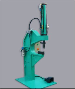 Pneumatic- Hydraulic Clinching Machine with C-Frame