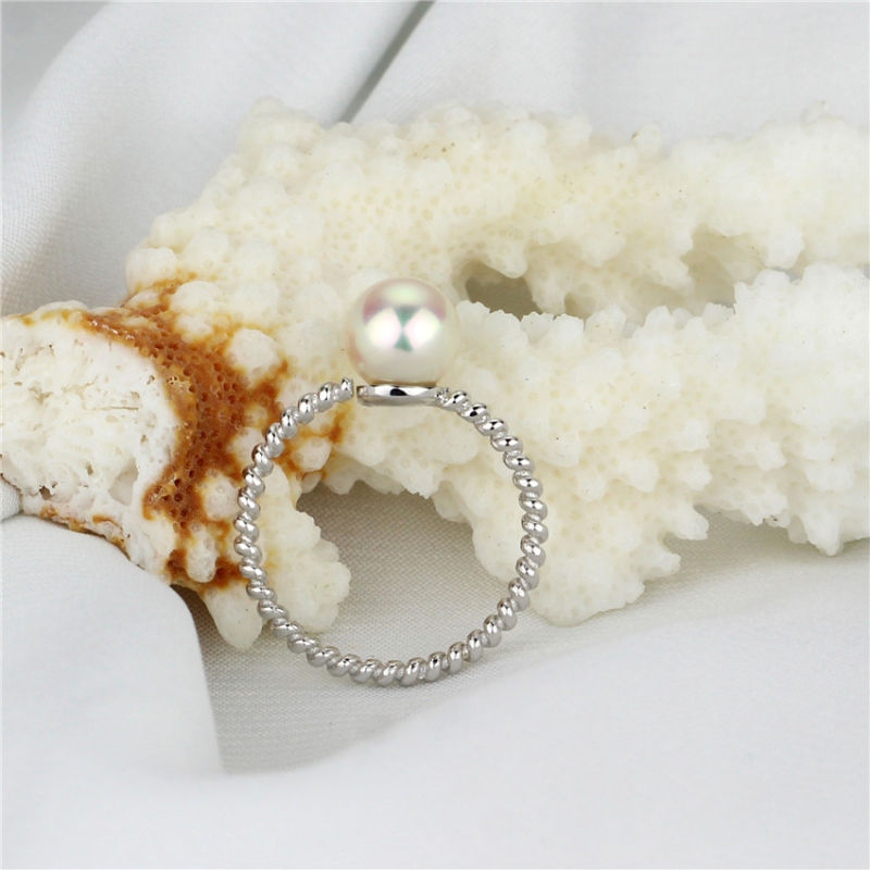 Simple Classical Freshwater Real Lady Pearl Ring