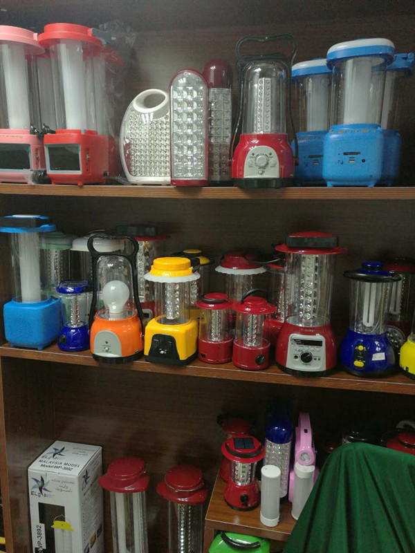 Large Quantity Selling Solar Lantern with Radio and MP3 Player Function