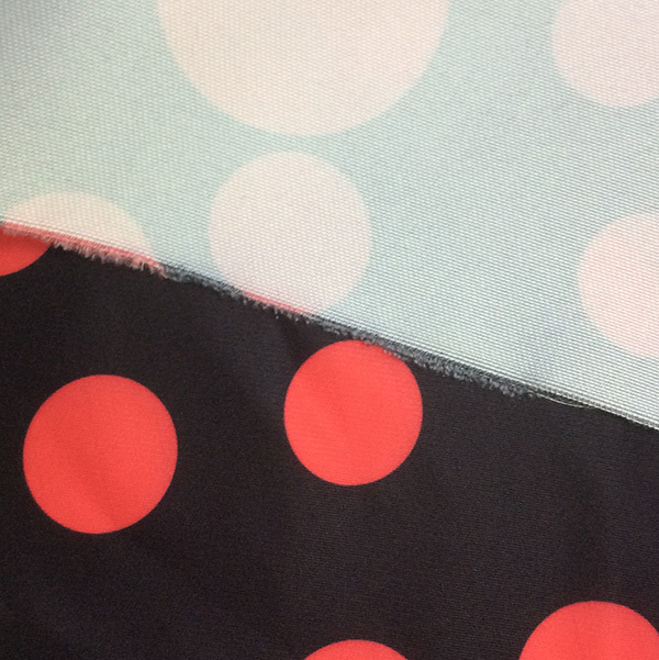 Polka Dots Printed Polyester Autume/Winter Garment Woven Fabric