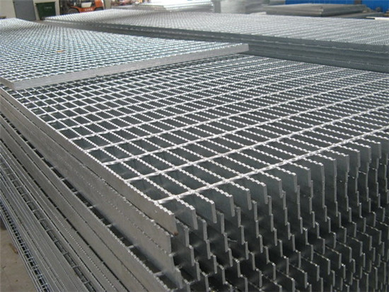 Galvanized/ Serrated/ Steel Bar Grating for Stair Treads