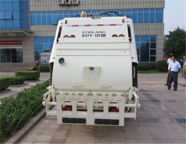 Forland 4-6 Ton Compactor Type Garbage Truck for Lebanon