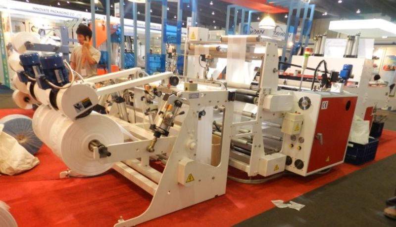 Full Automatic High Speed T-Shirt Bag Making Machine with Sevro Driver System