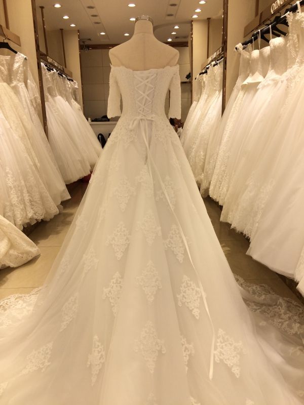 2017 3/4 Sleeve Lace Wedding Dress (Cathedral Train)