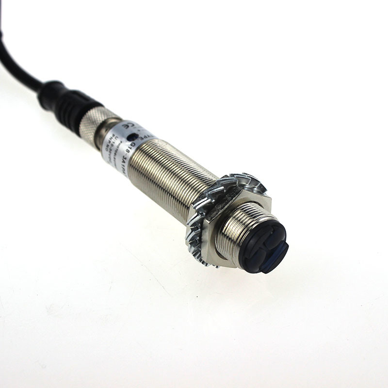 Yumo G18 1m Range Metal Housing Connector Type Photoelectric Sensor