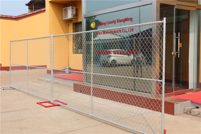 Hot DIP Galvanized Chain Link Construction Fence Used in Us & Canada