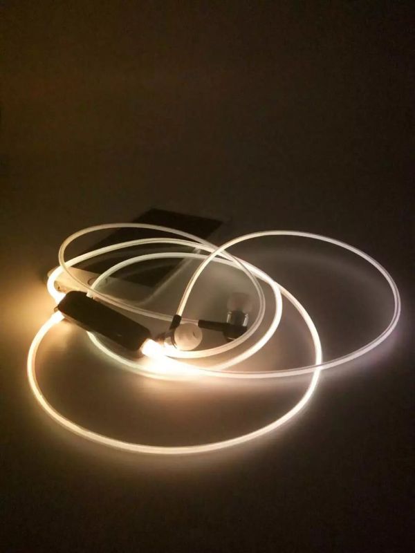 Cool Design 7 Colors LED Light Luminous Earphones for iPhone and All Smart Phone (K-688)