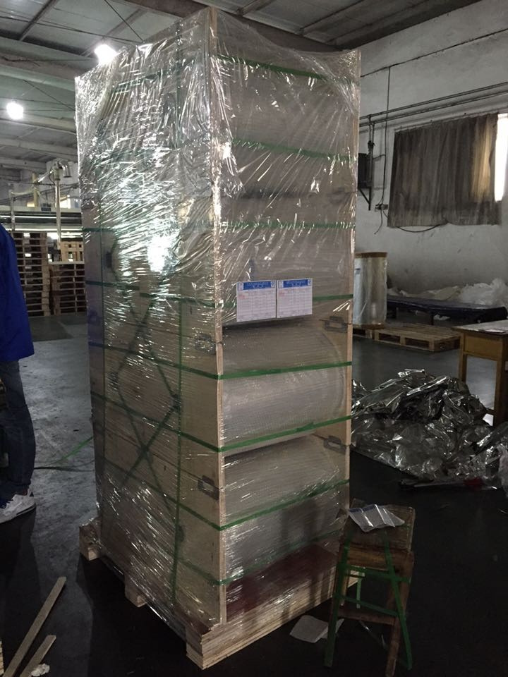 Packaging Materials: Metallized Polyester Film with High Barrier