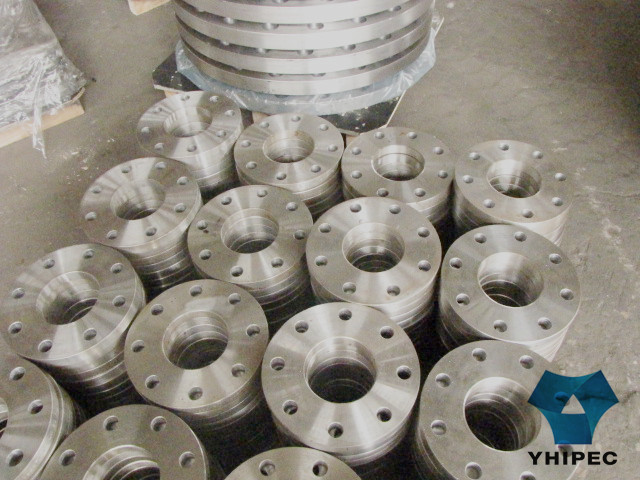 Pipe Fittings Alloy Steel Weld Neck RF Flange