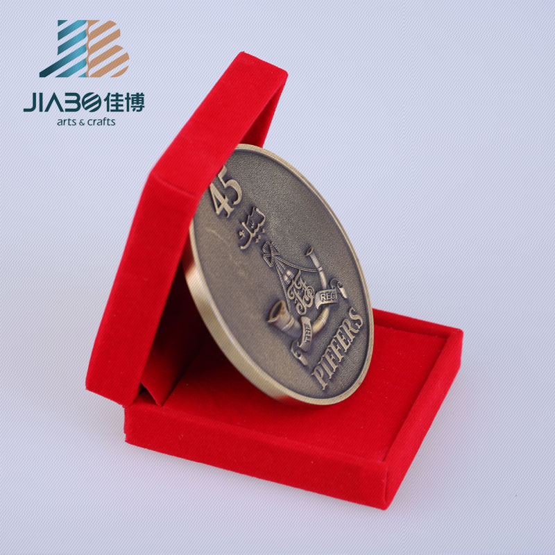 Free Sample 76mm Alloy Bronze Custom Souvenir Euro Coin Holder