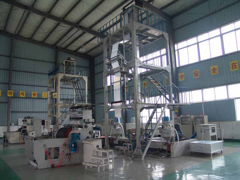 Three-Layers Common-Extruding Rotary Die Film Blowing Machine (3SJ-G1000) (CE)