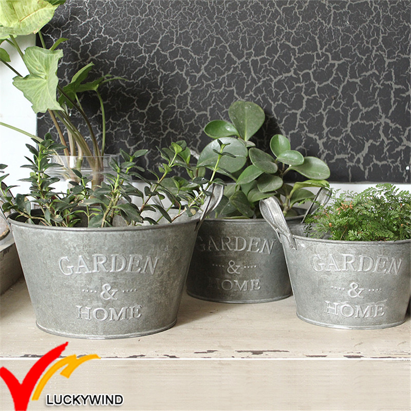 Wholesales Small Rustic Vintage Style Handmade Metal Tin Garden Flower Pot