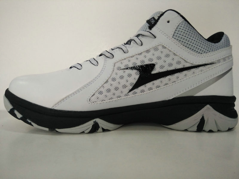 Good Quality White PU Basketball Shoes for Men