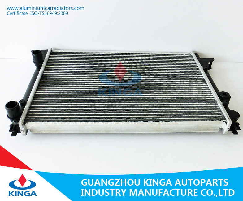 for Volkswagen Passat 1.8I/2.0I 1993 Mt Tube Radiator Automobile Water Tank