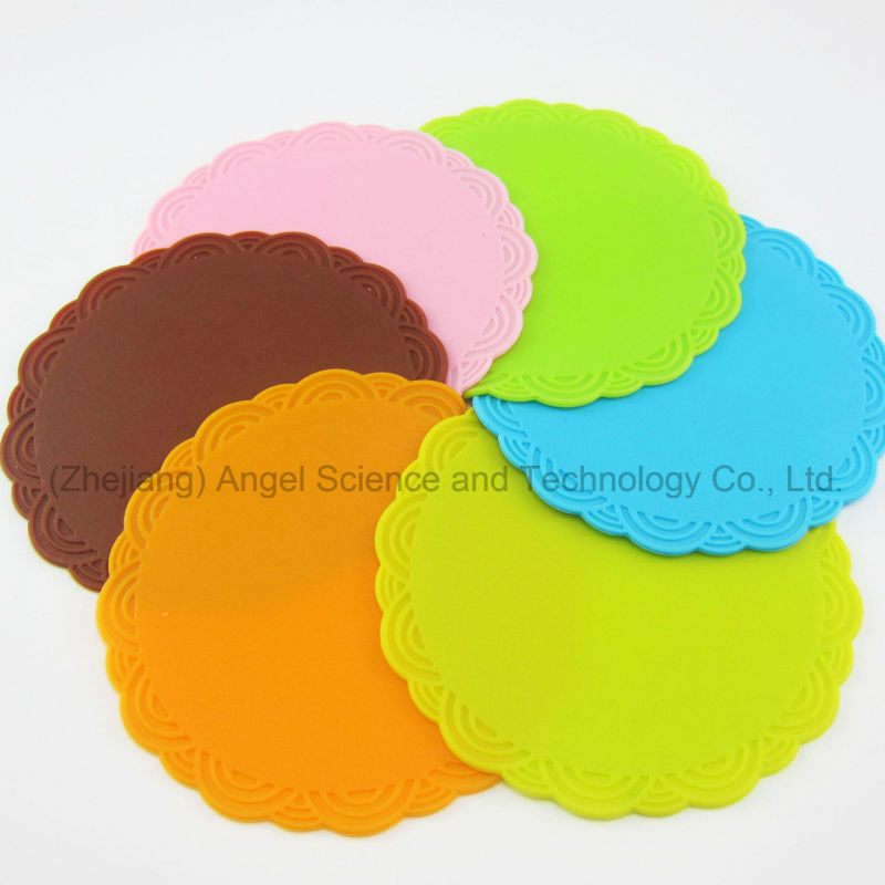 Promotion Gift Small Size Silicone Rubber Hot Pad for Cup Sm35