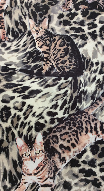 Animal Leopard Printed Polyester Woven Fabric