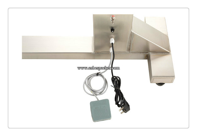 Pneumatic Stainless Steel Semi-Auto Perfume Filling Machine