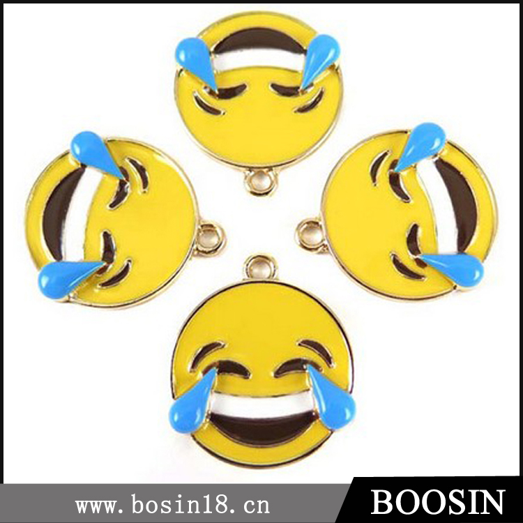 Wholesale Custom Emoji Charm Bracelet in Zinc Alloy Material