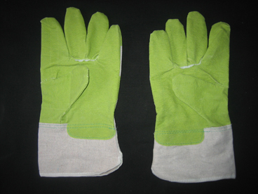 Green Vinyl Impregnated Full Palm Work Glove