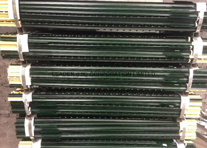 Pitch Coated Fence Picket, Y-Stake, T-Post